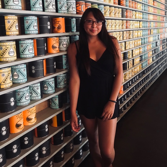 Meet your Posher, Allyson - Picture 2 of 5